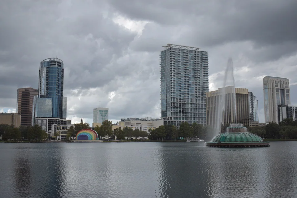 Orlando · Eola Gölü ve Şehir Manzarası