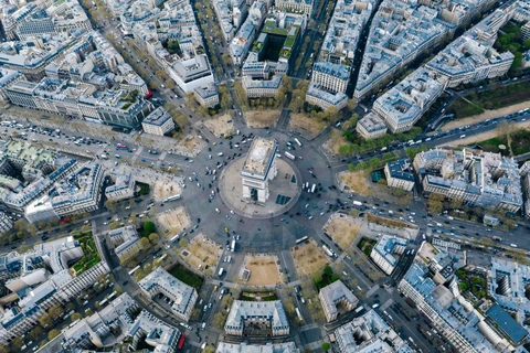 Paris · Zafer Takı ve Şehir Dokusu