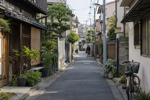 Tokyo · Mahalle Sokağı