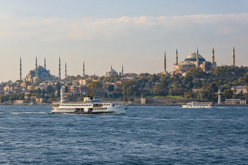 İstanbul · Boğaz’da Vapur ve Tarihî Yarımada